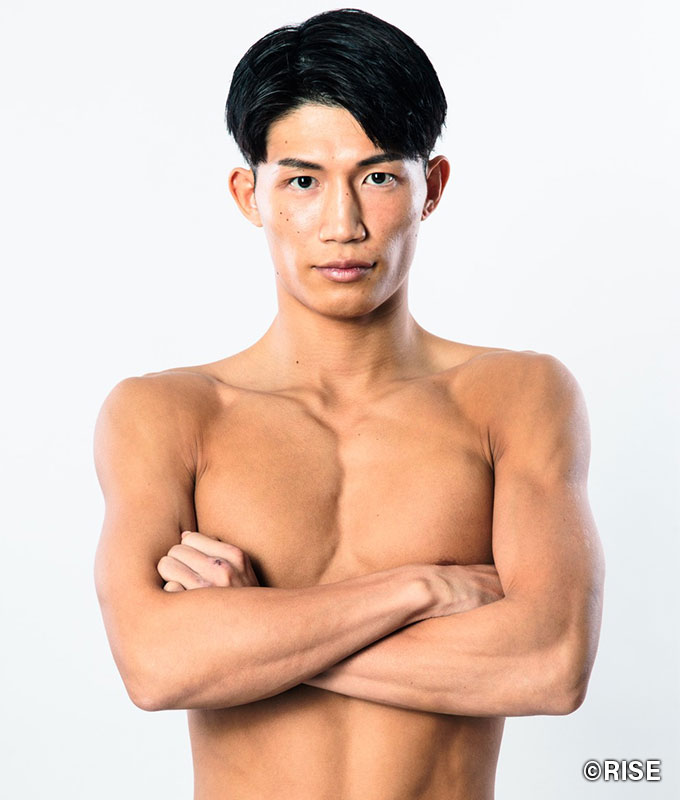 安本晴翔